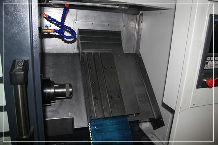 TCS40斜床身(shen)數控車床内(nei)部圖
