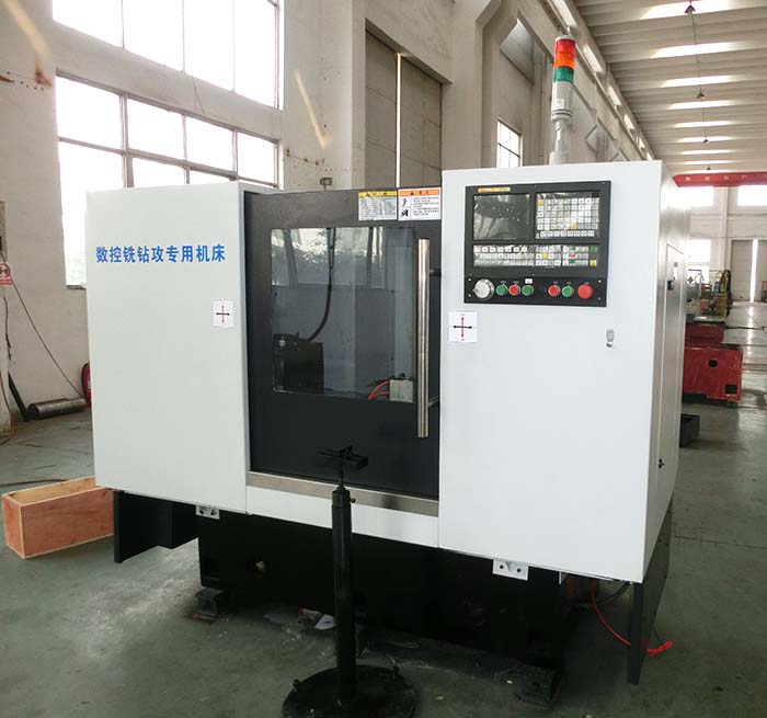 ZY-50數控銑鑽(zuàn)攻專用機(jī)床側面圖(tú)