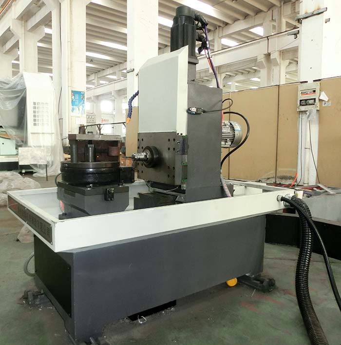 馬(mǎ)蹄鐵專用機(ji)床側面圖