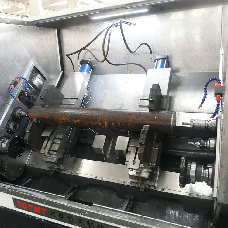 斜床(chuang)身銑打機